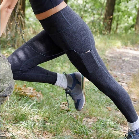 aerie Pants - NWT OFFLINE Aerie The Hugger Leggings
